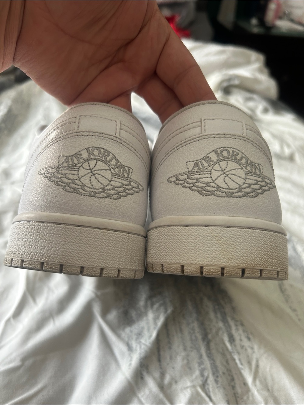 Jordan Low-Top Sneakers in White